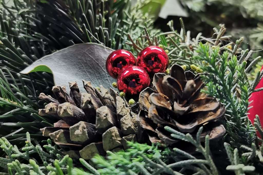Handgemachter Adventkranz aus Naturmaterialien vom Frankhof
