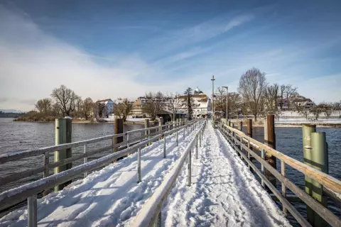 03_chiemsee-bauernhoefe_chiemsee-winter_fraueninsel