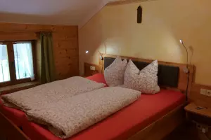 p1335834