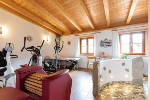 chiemsee_erlebnisbauernhof_hofgeschichten_zacherlhof_wellnessbereich