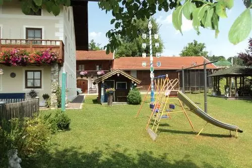 ger00020061365982143-sized-500-0