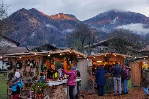 10_chiemsee-bauernhoefe_weihnachtsmarkt