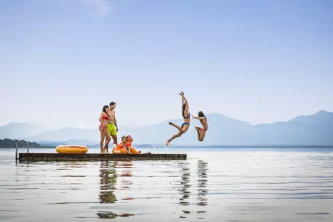 01_chiemsee-bauernhoefe_wasserspass