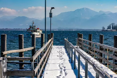 03_chiemsee-bauernhoefe_chiemsee-winter