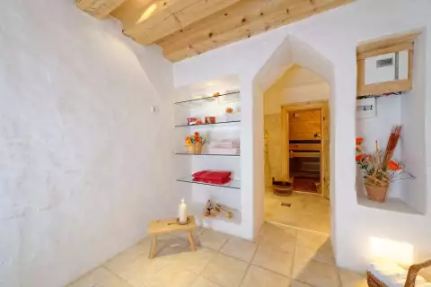 chiemsee_erlebnisbauernhoefe_hofgeschichten_wellness_hagerhof_wellnessbereich