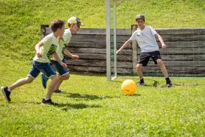 15-schleipfnerhof-schleipfen-1-bernau-am-chiemsee-07-2025-kinder-spielplatz-19